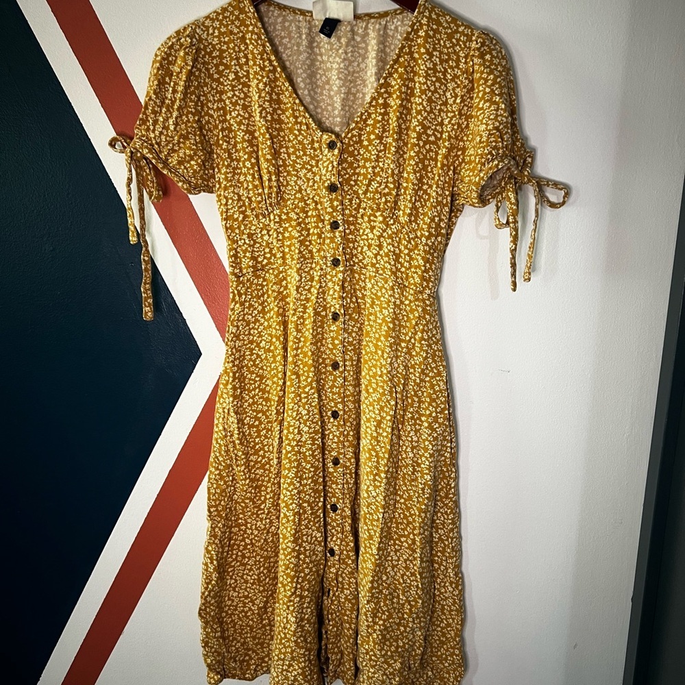 Universal Thread Mustard Yellow Floral Garden Button-Front Mini Dress